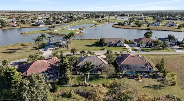 $9,000 | 18127 Royal Hammock Boulevard, Naples, FL 34114
