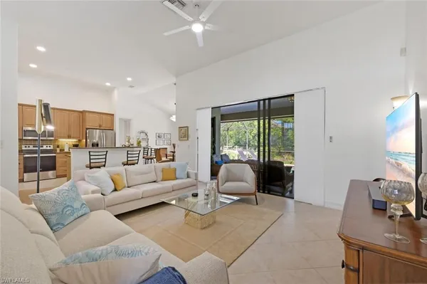 $9,000 | 18127 Royal Hammock Boulevard, Naples, FL 34114