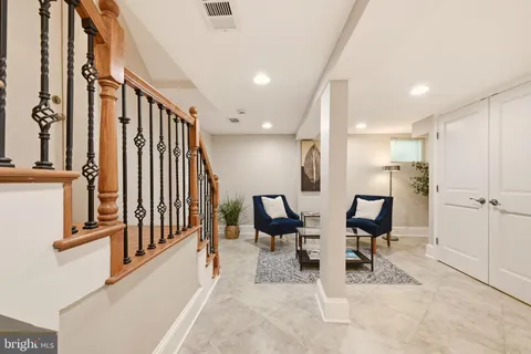 $895,000 | 1425 C Street Northeast, Washington, DC 20002