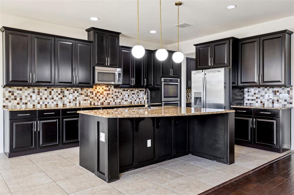 3750 Mount Vernon Way Kissimmee, FL 34741 - Photo 11 of 33