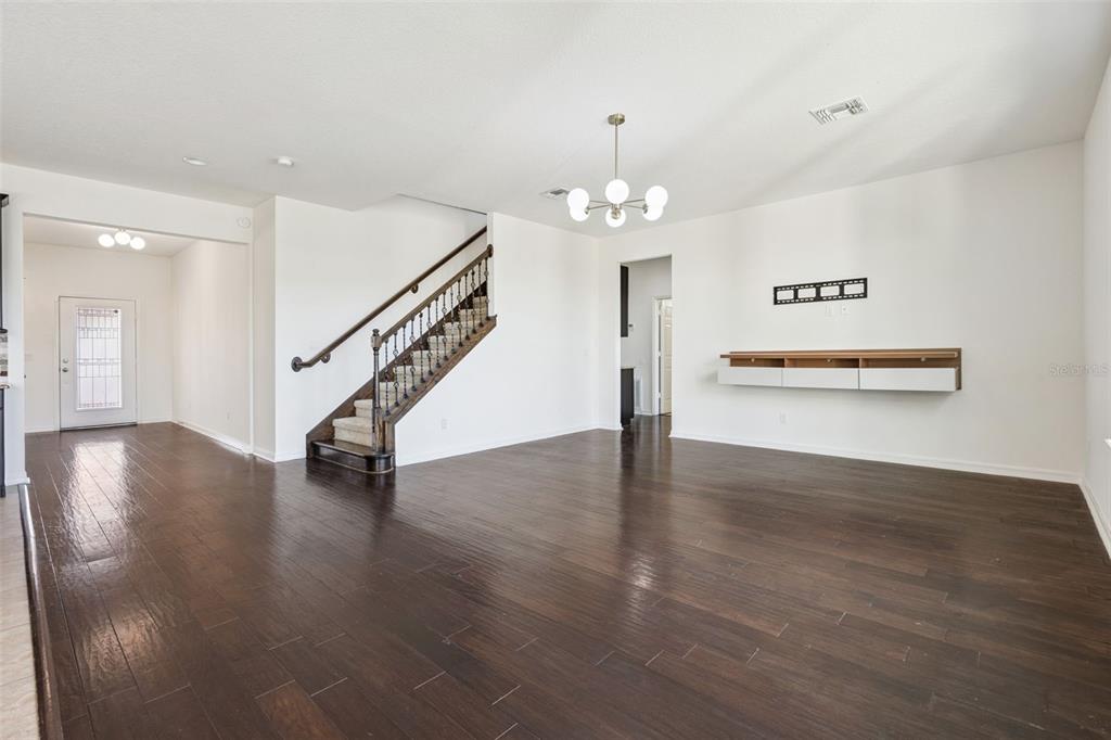 3750 Mount Vernon Way Kissimmee, FL 34741 - Photo 4 of 33