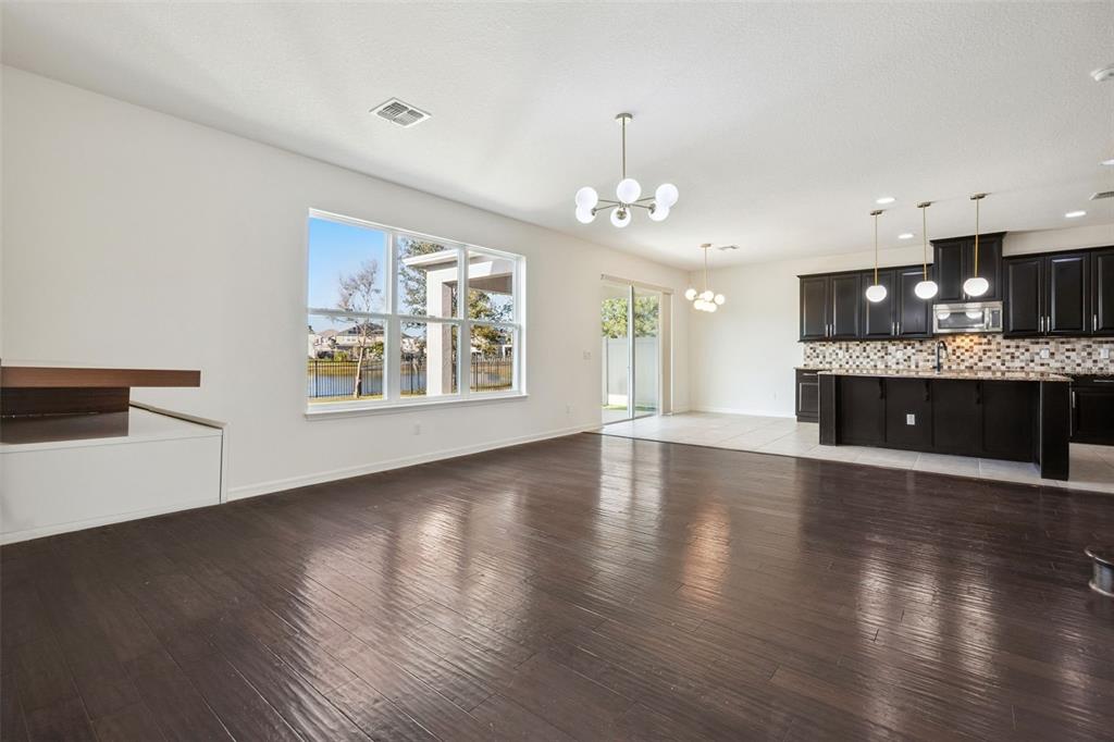 3750 Mount Vernon Way Kissimmee, FL 34741 - Photo 8 of 33