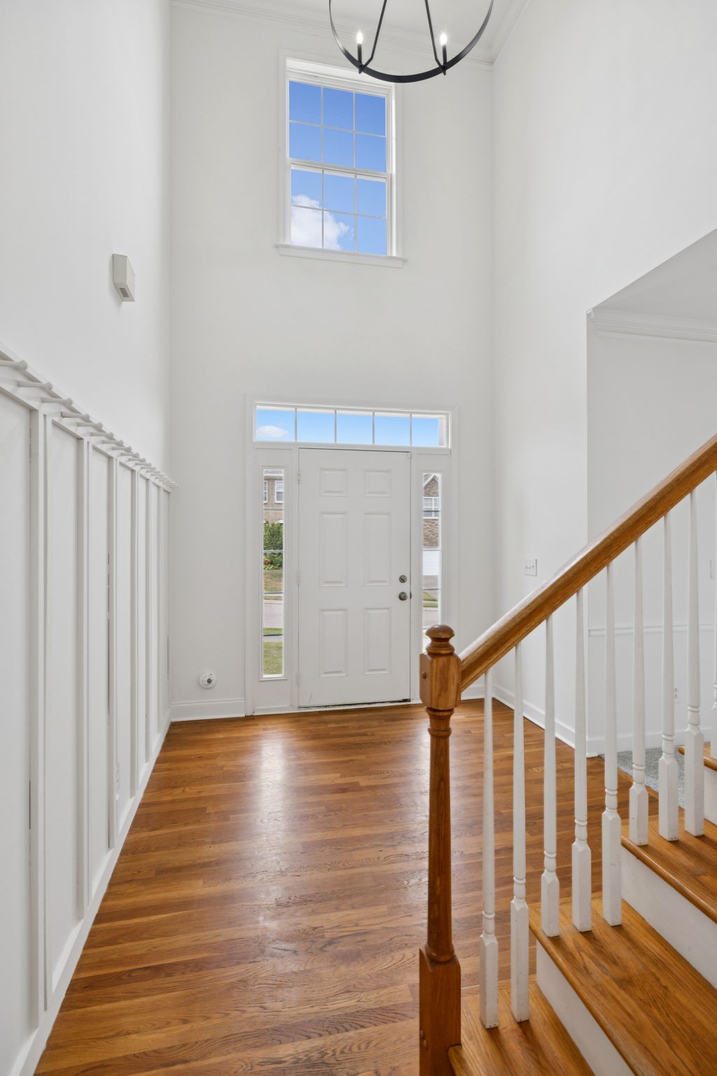 2015 Keene Circle Spring Hill, TN 37174 - Photo 4 of 37 a view of entryway with wooden floor