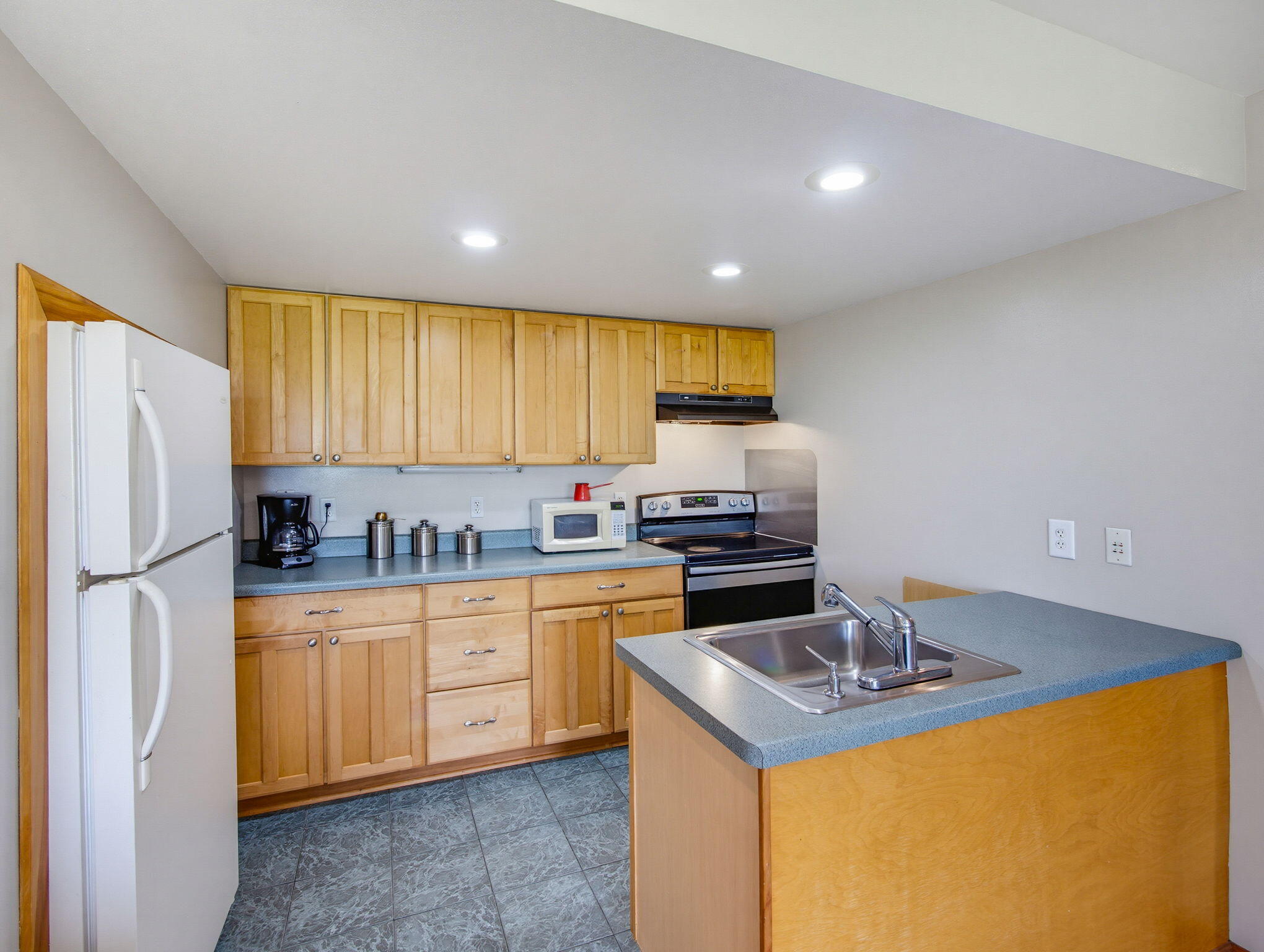 W225N3524 Wethersfield Road Pewaukee, WI 53072 - Photo 33 of 47 33-web-or-mls-w225n3524-wethersfield-rd