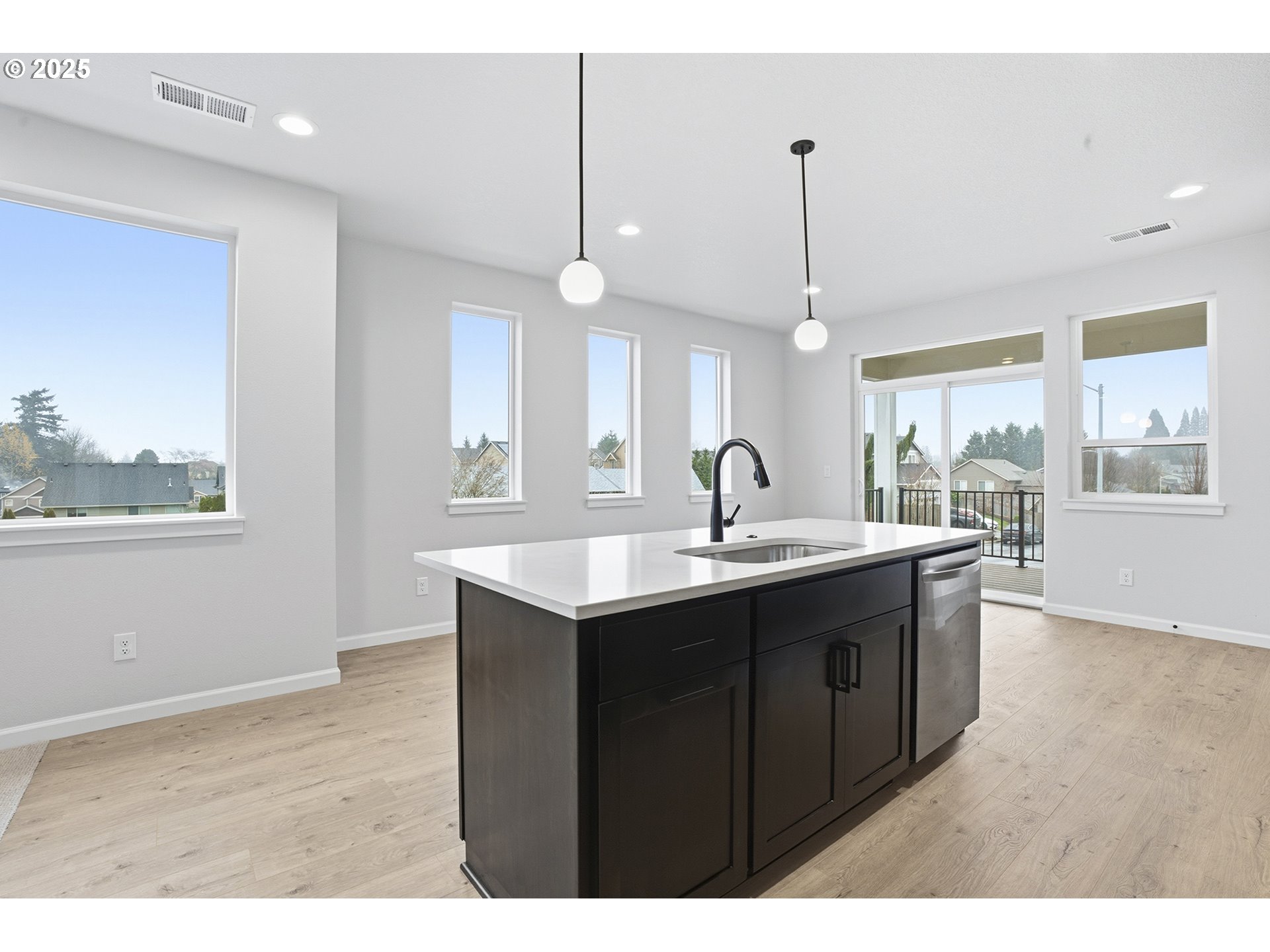 4690 Southeast 2nd Street Gresham, OR 97080 - Photo 14 of 37