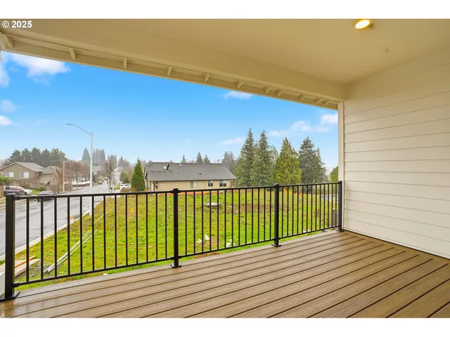 $519,960 | 4690 Southeast 2nd Street, Gresham, OR 97080