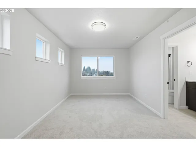 $519,960 | 4690 Southeast 2nd Street, Gresham, OR 97080