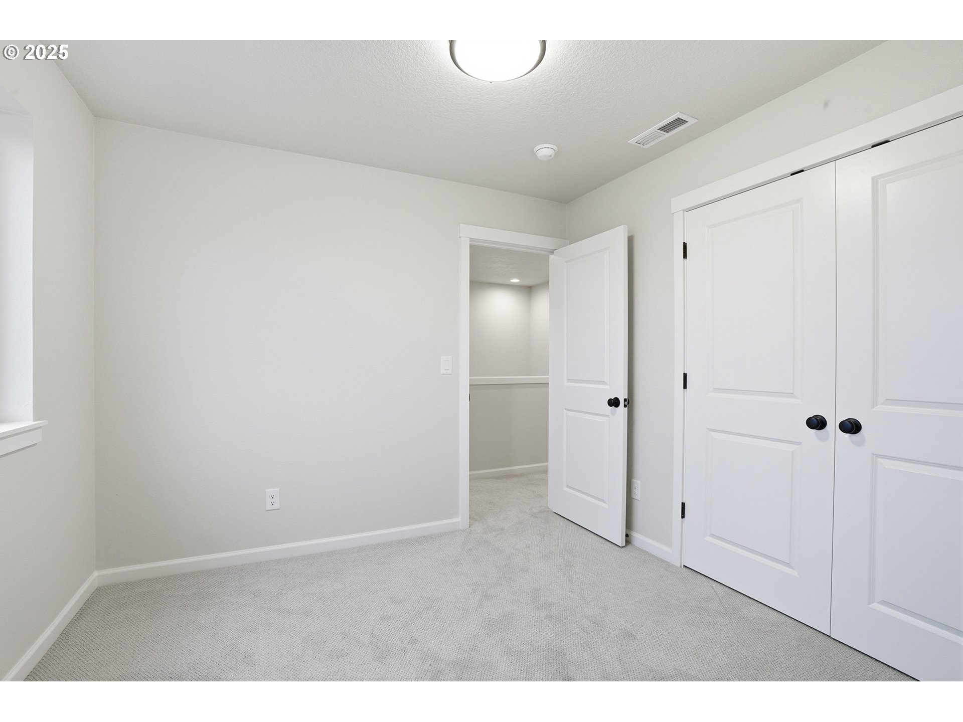 4690 Southeast 2nd Street Gresham, OR 97080 - Photo 31 of 37