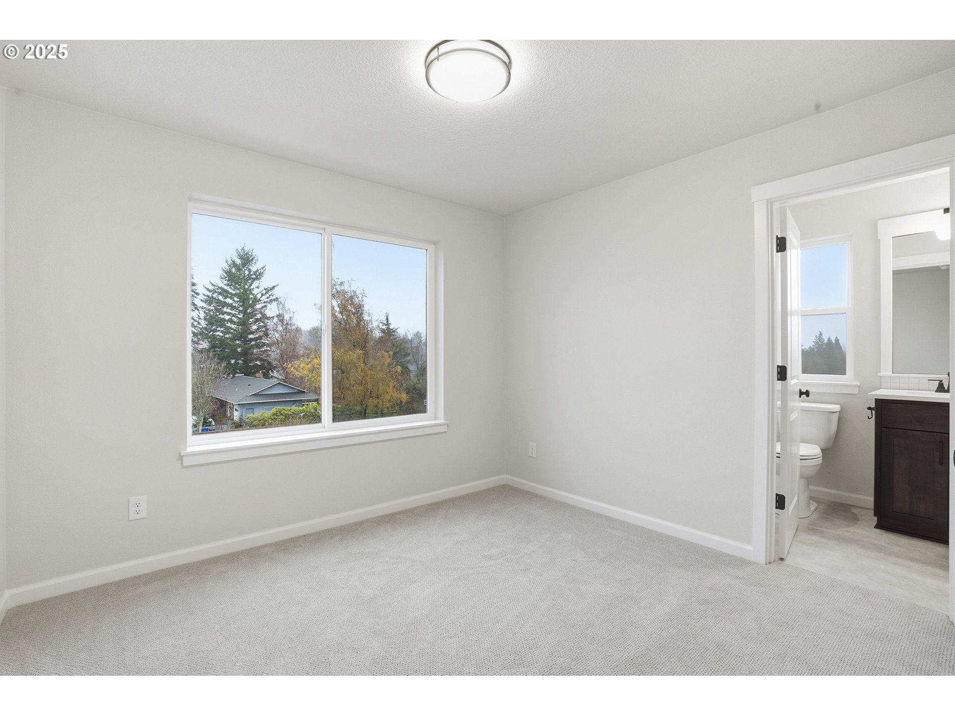 4690 Southeast 2nd Street Gresham, OR 97080 - Photo 33 of 37