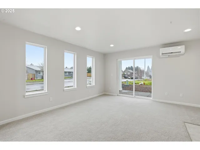 $519,960 | 4690 Southeast 2nd Street, Gresham, OR 97080