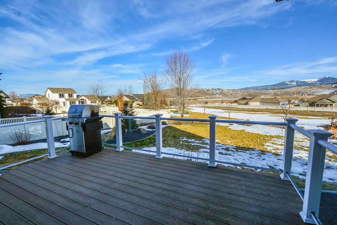 2221 South Meadowview Road Greenacres, WA 99016 - Photo 5 of 20 Gallery Image 5