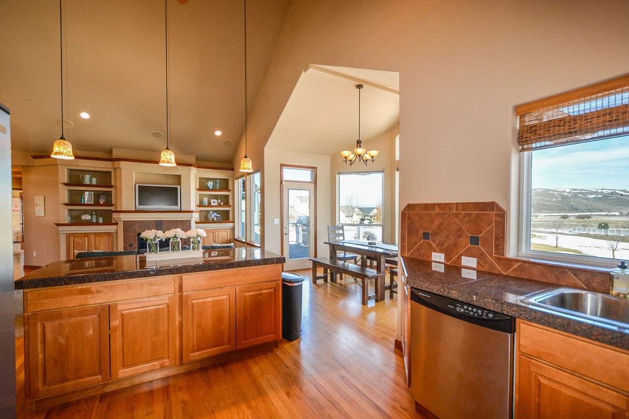 2221 South Meadowview Road Greenacres, WA 99016 - Photo 10 of 20 Gallery Image 10