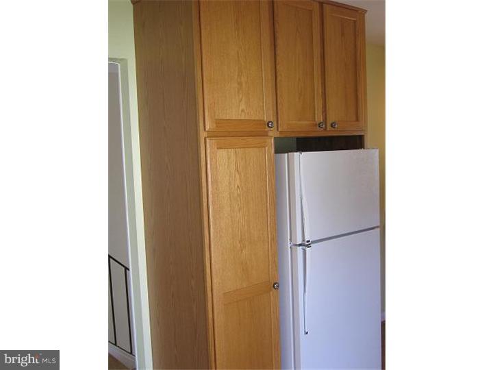 704 Manfield Road Newark, DE 19713 - Photo 7 of 14 Kitchen