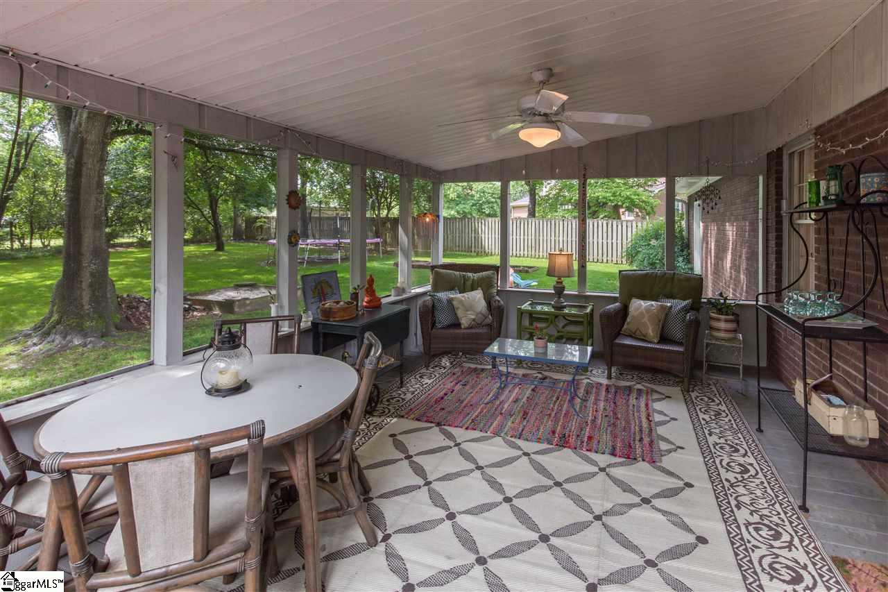 502 East Hackney Road Greer, SC 29650 - Photo 4 of 26 Gallery Image 4