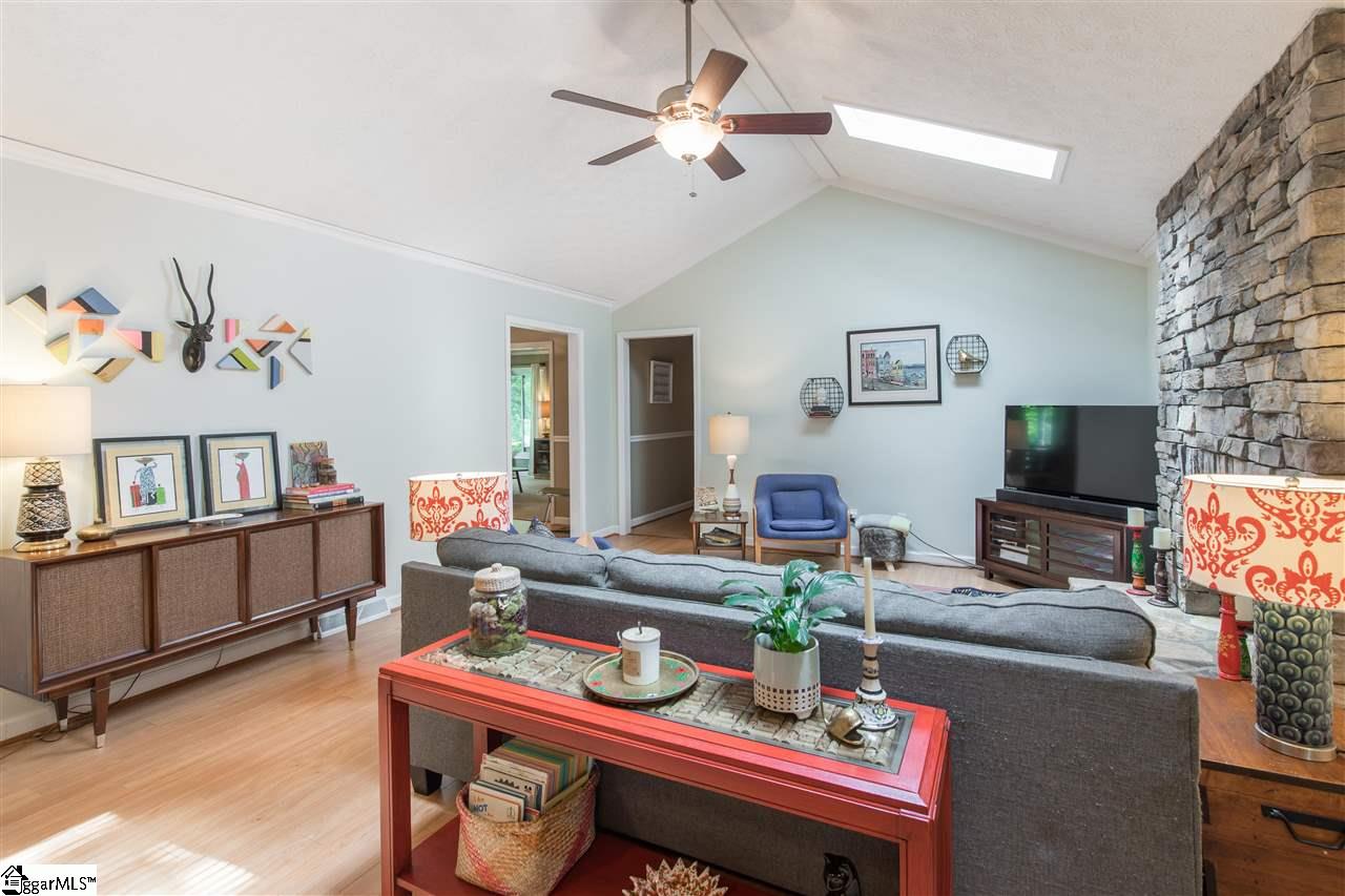 502 East Hackney Road Greer, SC 29650 - Photo 6 of 26 Gallery Image 6