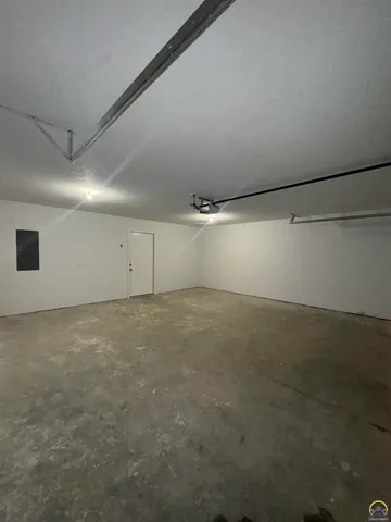 $260,000 | 4417 Northwest 52nd Terrace, Topeka, KS 66618