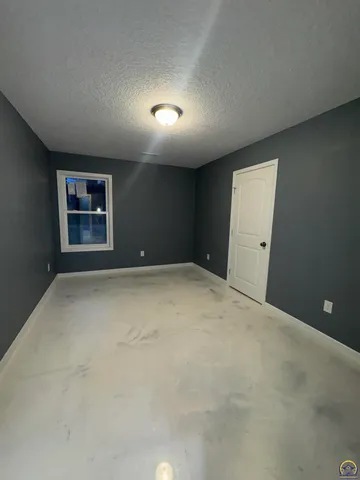 $260,000 | 4417 Northwest 52nd Terrace, Topeka, KS 66618