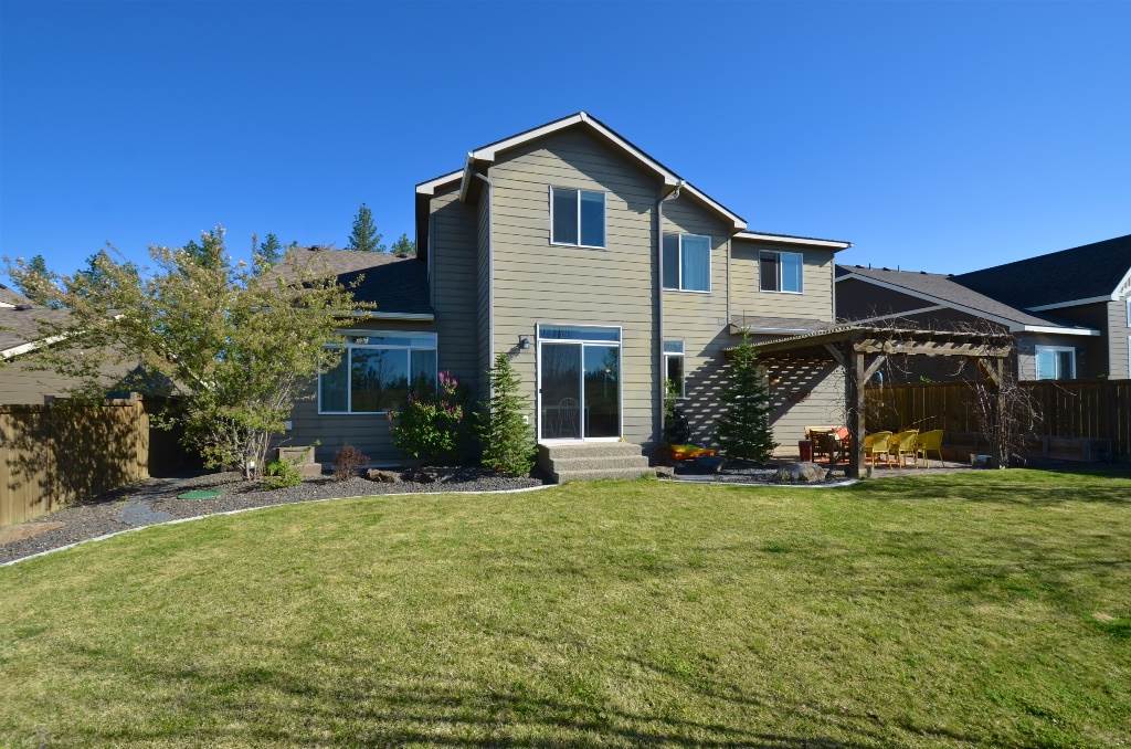 708 East Colbert Road Colbert, WA 99005 - Photo 2 of 20