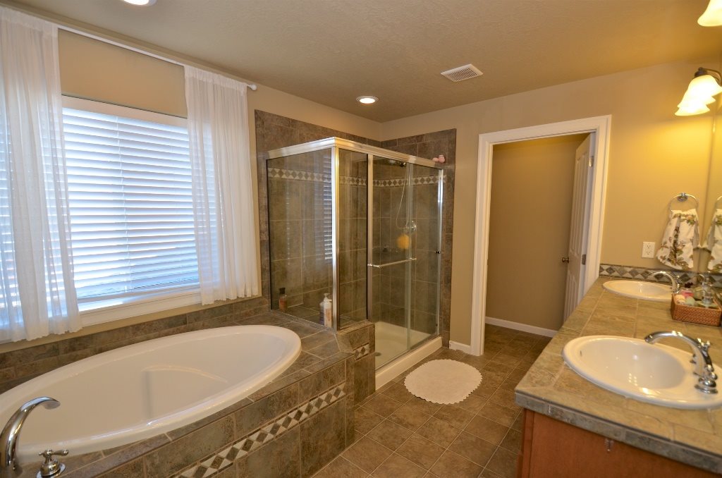 708 East Colbert Road Colbert, WA 99005 - Photo 14 of 20