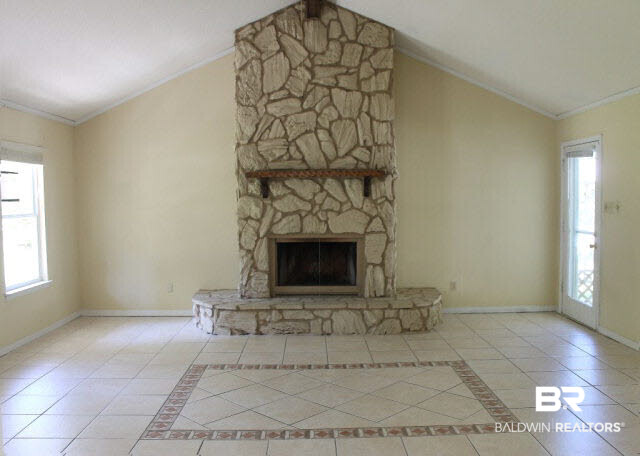 121 Donna Circle Daphne, AL 36526 - Photo 2 of 23