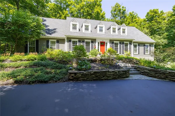 $839,900 | 76 Van Voorhis Road, Pittsford, NY 14534