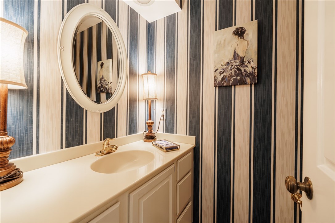 76 Van Voorhis Road Pittsford, NY 14534 - Photo 19 of 50