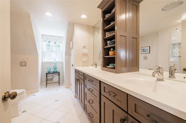 $839,900 | 76 Van Voorhis Road, Pittsford, NY 14534