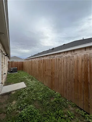 $1,300 | 2809 East Israel Avenue, Alton, TX 78573