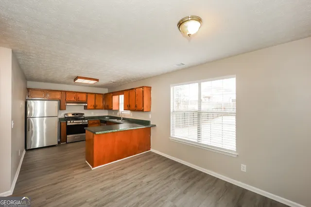 $1,815 | 8195 Mountain Pass, Riverdale, GA 30274