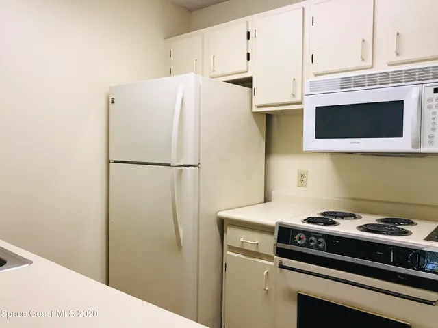 $955 | 225 South Tropical Trail, Unit 722, Merritt Island, FL 32952