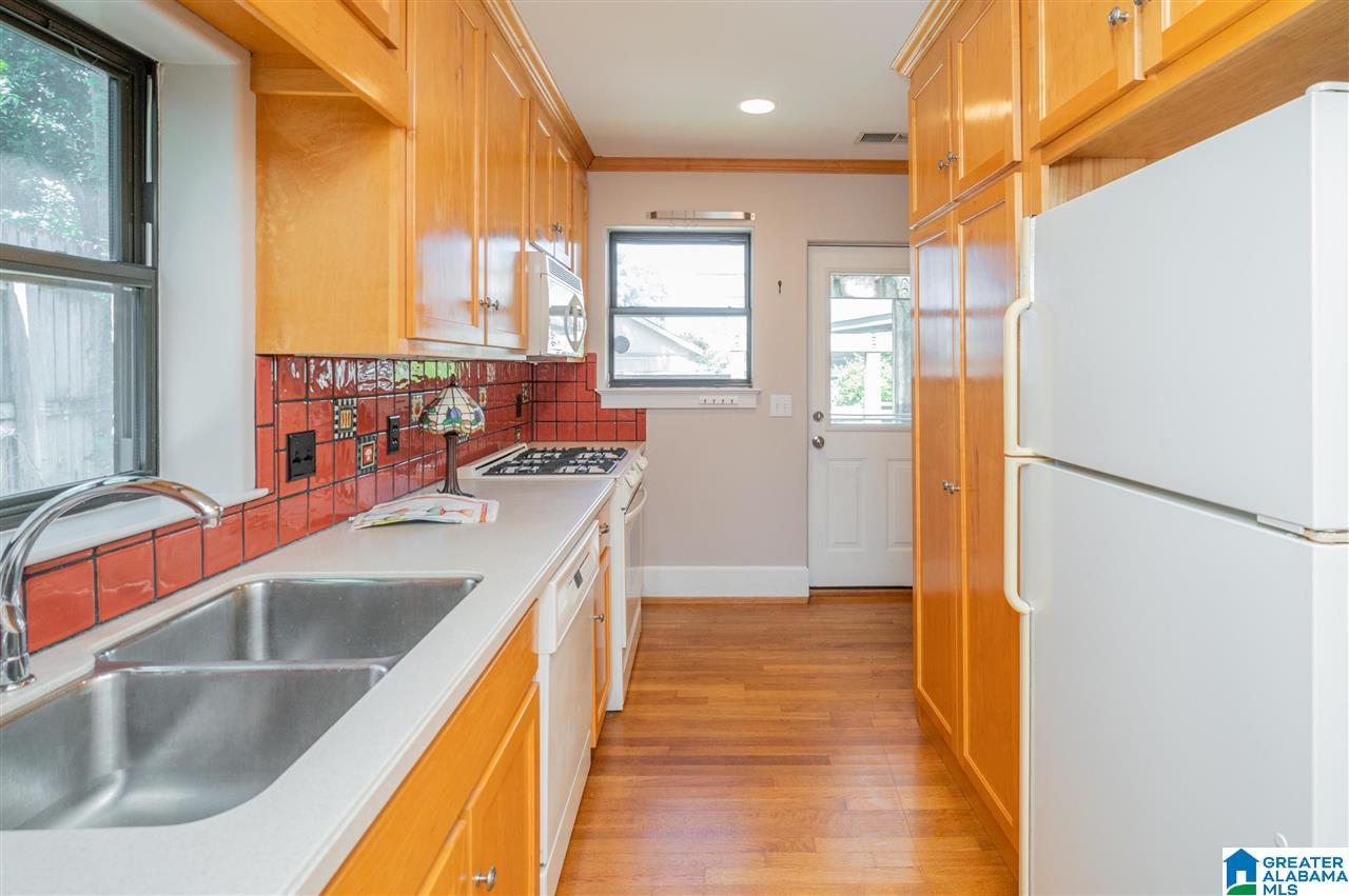 3214 Cliff Road Birmingham, AL 35205 - Photo 12 of 31