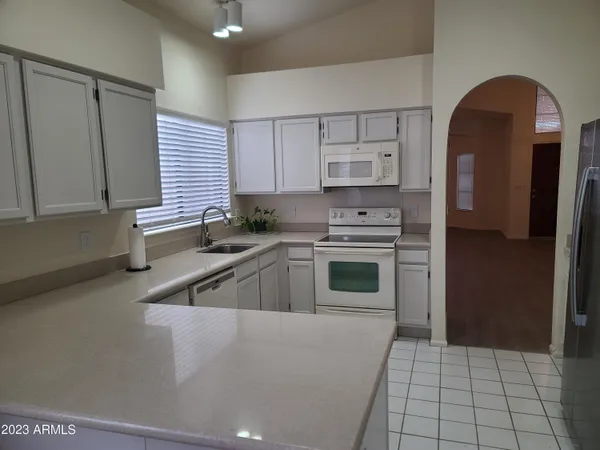 $3,000 | 15825 North 51st Street, Scottsdale, AZ 85254