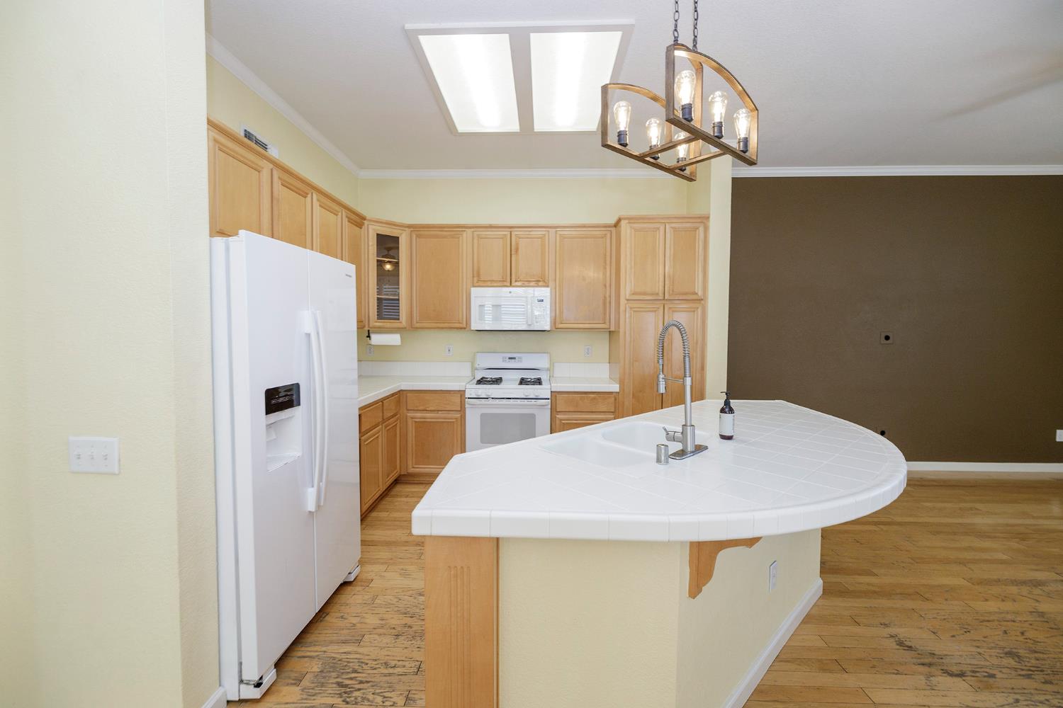 1909 Destiny Way Modesto, CA 95356 - Photo 15 of 52