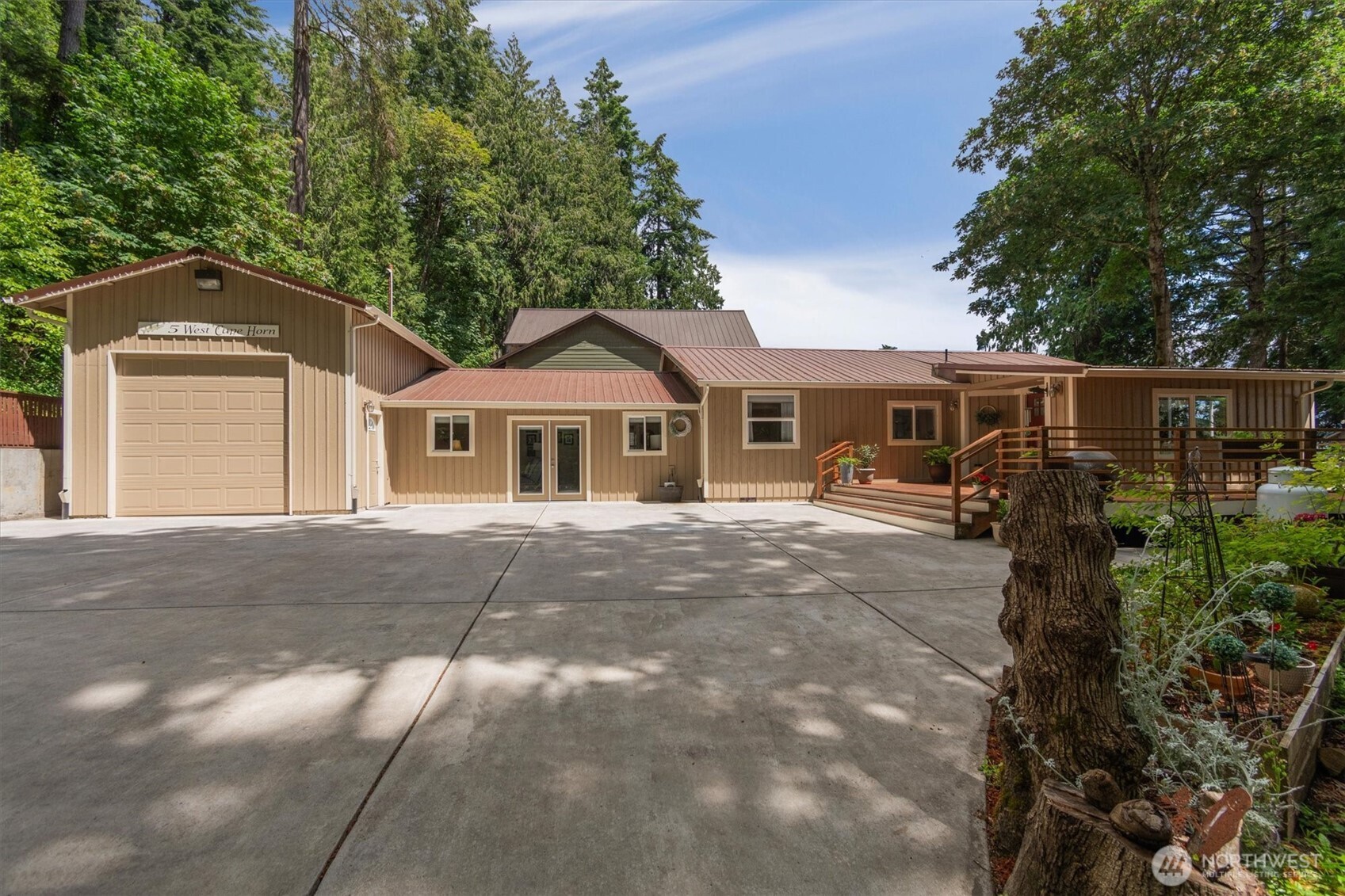5 West Cape Horn Road Cathlamet, WA 98612 - Photo 3 of 39