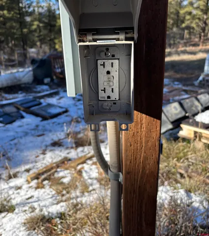 a view of a entryway