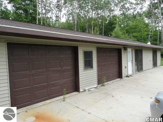 8233 West Weidman Road Weidman, MI 48893 - Photo 1 of 7 1767323.JPG