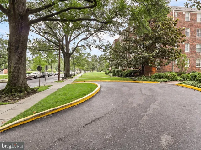 $1,650 | 3051 Idaho Avenue Northwest, Unit 101, Washington, DC 20016