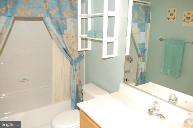 8533 High Timber Court Ellicott City, MD 21043 - Photo 2 of 21 Bath #1