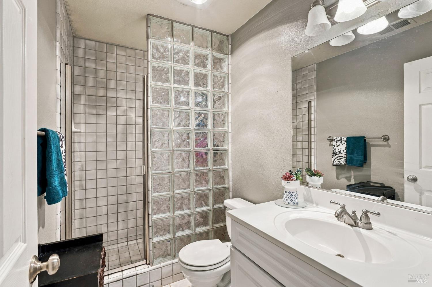 1454 Gregory Court Rohnert Park, CA 94928 - Photo 32 of 41 Gallery Image 32