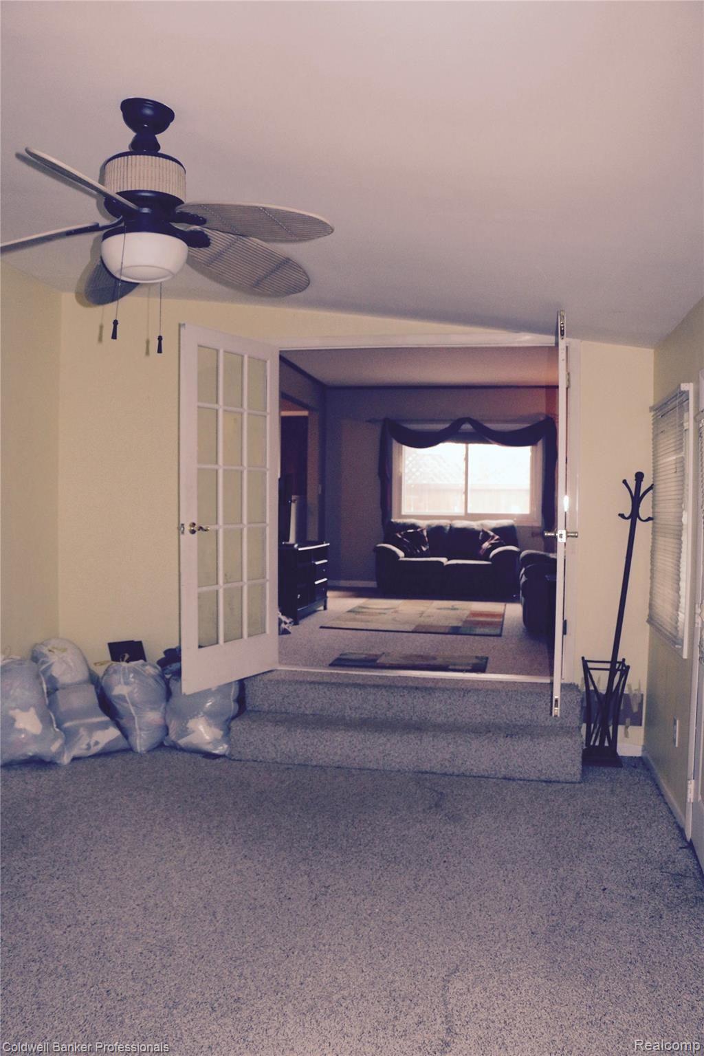 5439 Independence Colony Road Grand Blanc, MI 48439 - Photo 4 of 20 IMG_9007.jpg