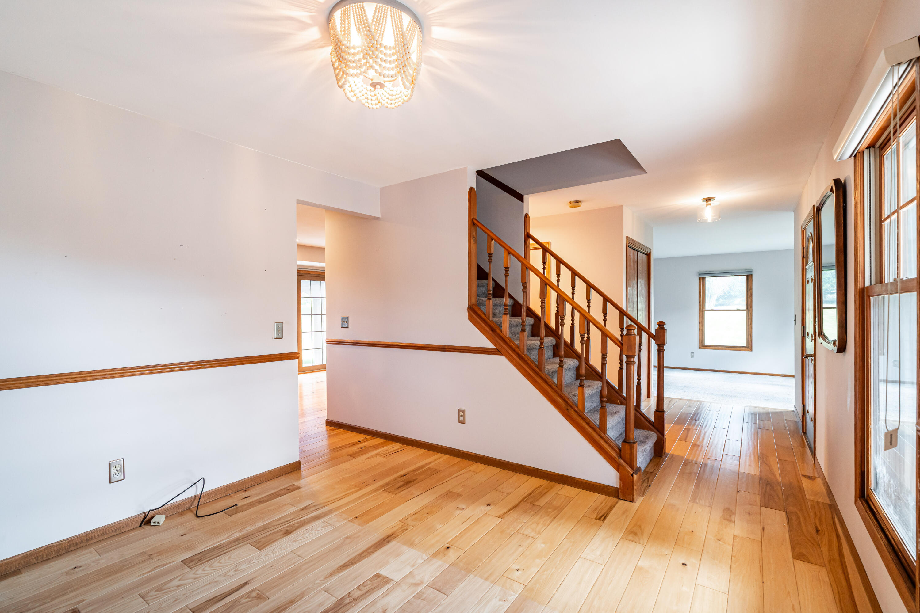 1958 Homestead Court Cedarburg, WI 53012 - Photo 17 of 60 Dining Room