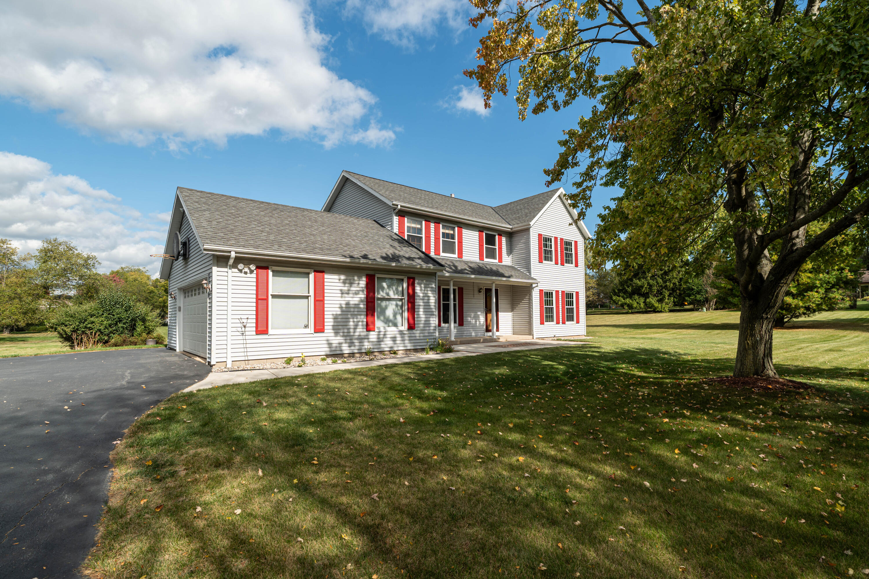 1958 Homestead Court Cedarburg, WI 53012 - Photo 48 of 60 DSC01364