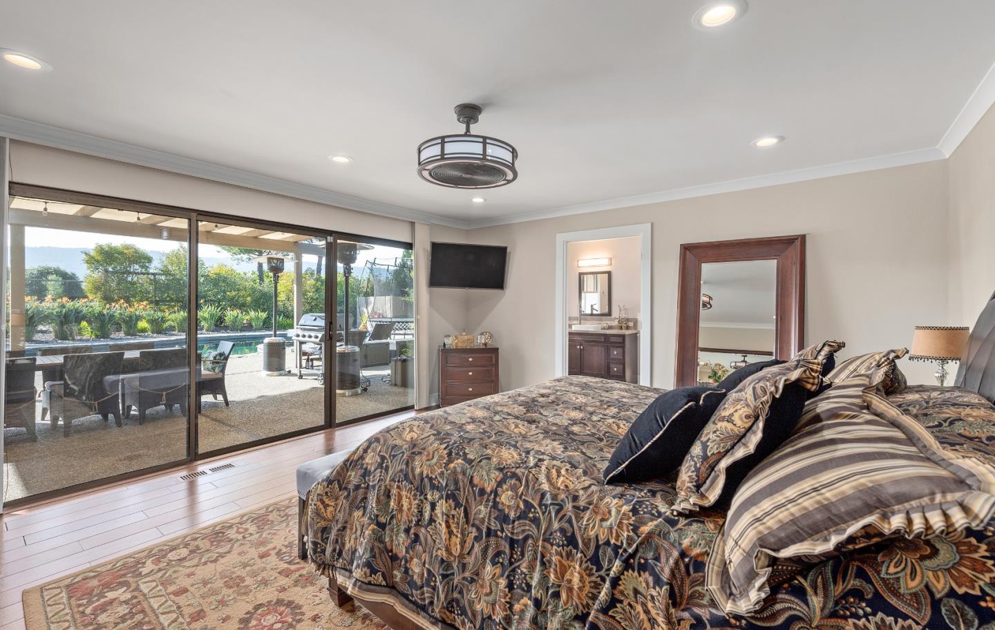 311 Ridgeway Road Woodside, CA 94062 - Photo 16 of 39