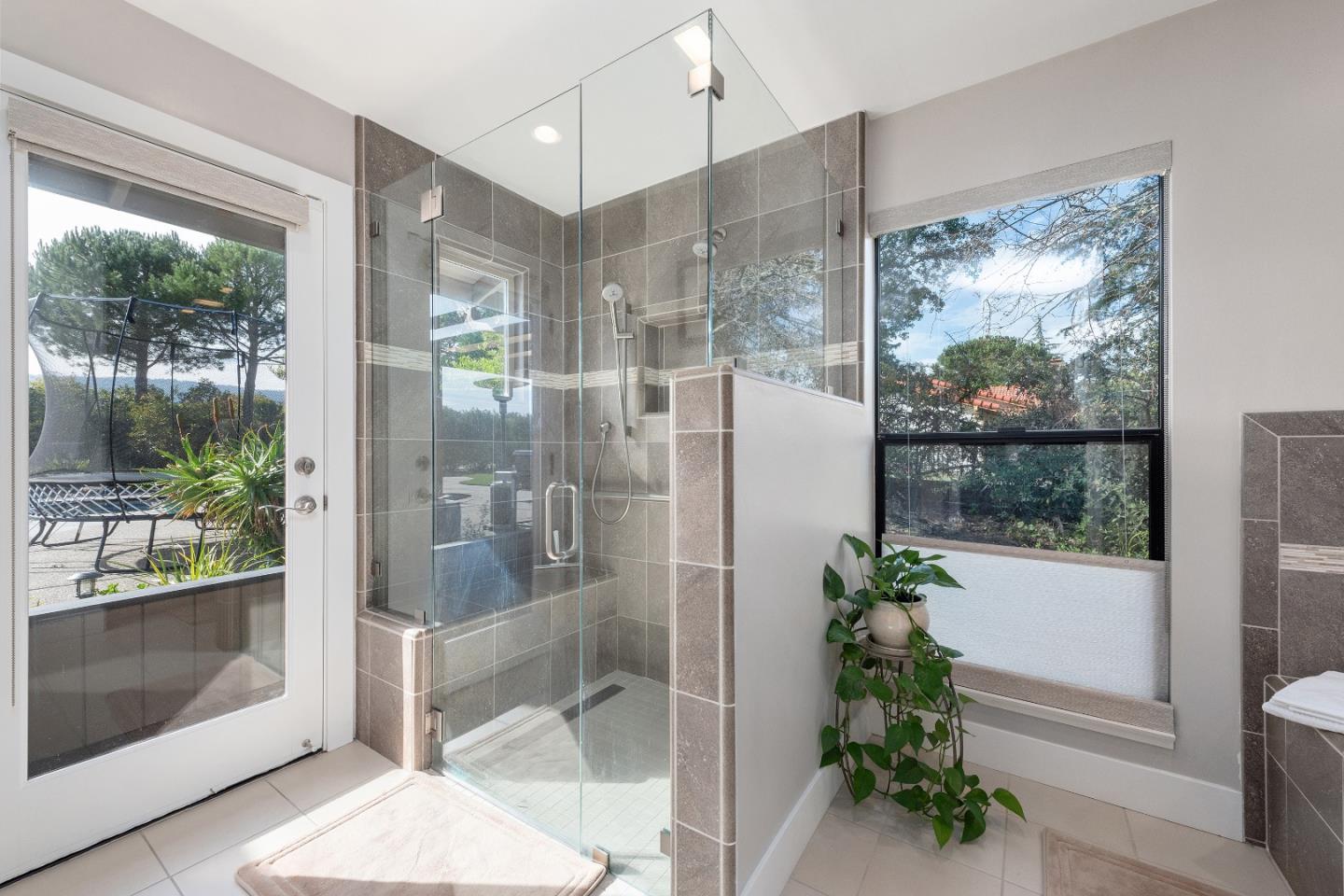 311 Ridgeway Road Woodside, CA 94062 - Photo 20 of 39