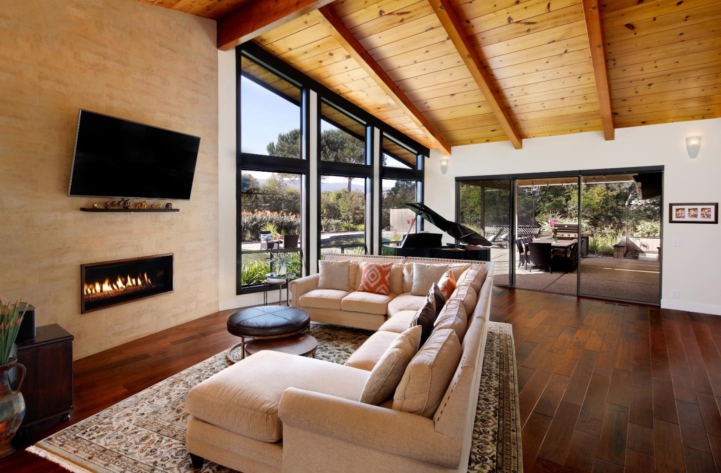 311 Ridgeway Road Woodside, CA 94062 - Photo 5 of 39