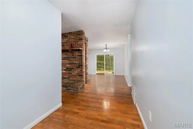 $200,000 | 1401 Hull Valley Drive, Waynesville, MO 65583