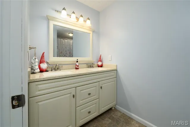 $200,000 | 1401 Hull Valley Drive, Waynesville, MO 65583