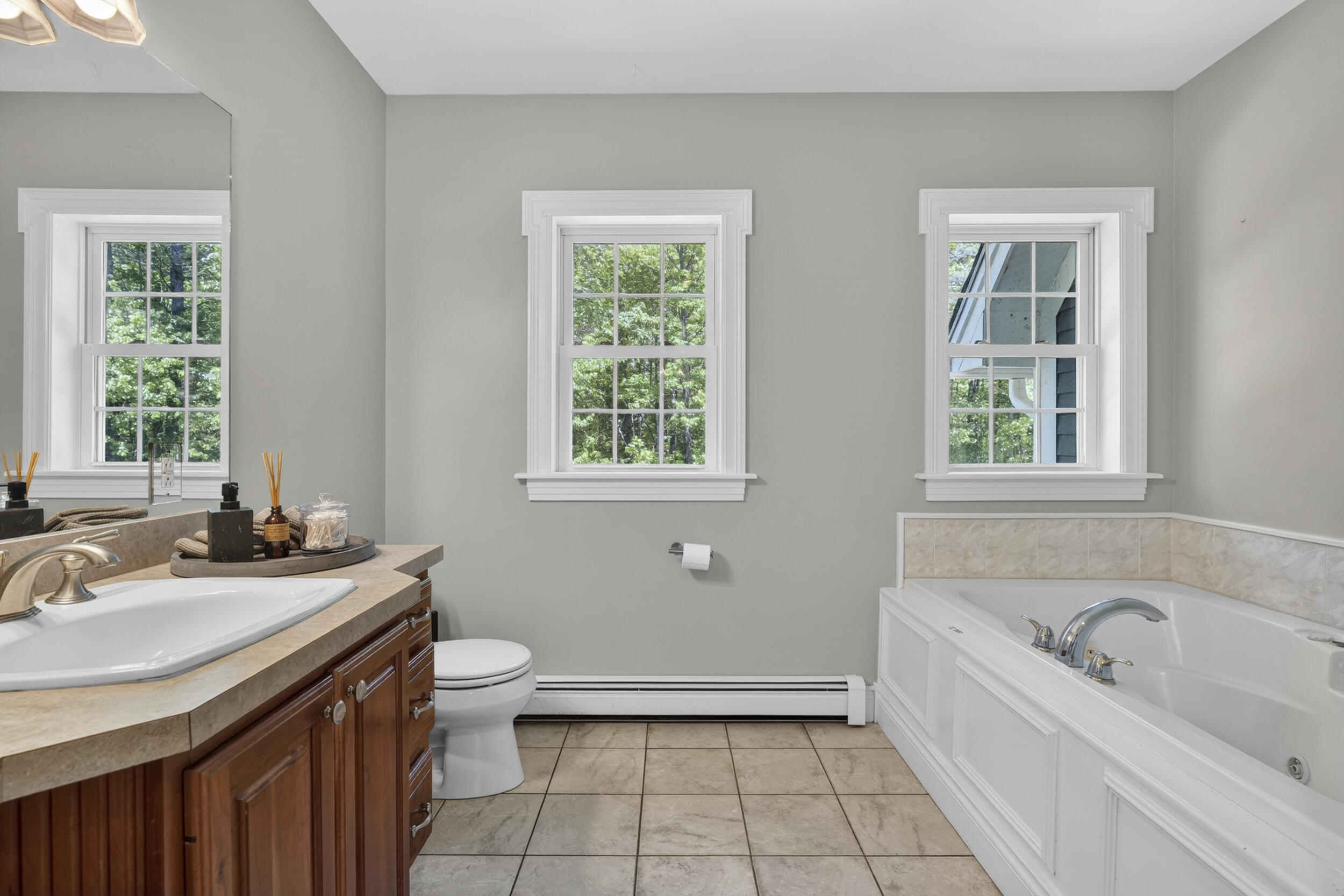 33 Taywood Road Auburn, ME 04210 - Photo 38 of 75 Natural light