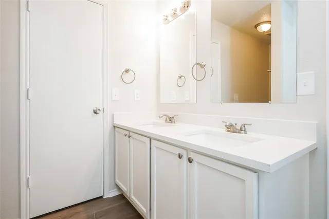 $1,910 | 111 Oakhurst Drive, Seagoville, TX 75159