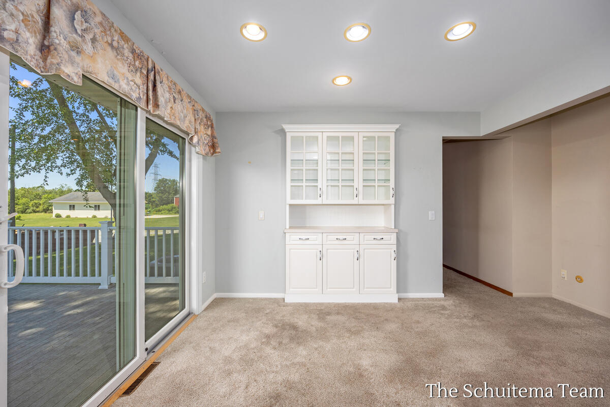 4526 Bauer Road Hudsonville, MI 49426 - Photo 13 of 46 4526-Bauer_008